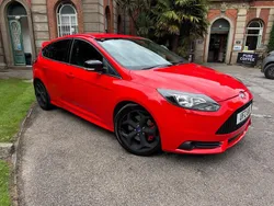 Red Used 2014 Ford Focus ST Hatchback | £8,450 (A bit pricey)