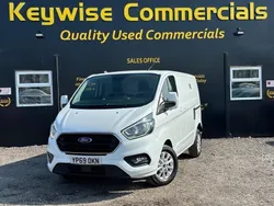 White Used 2019 Ford Transit Custom Limited | £13,990 (Fair price)