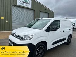 White Used 2022 Citroën Berlingo MPV | £7,990 (Good price)