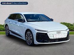 White New 2025 Audi e-tron Performance SUV | £65,506 (Fair price)