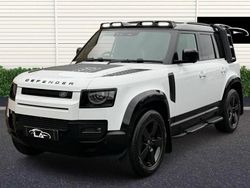 White Used 2024 Land Rover Defender HSE Dynamic SUV | £70,995 (Fair price)