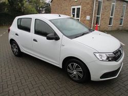 White Used 2017 Dacia Sandero Ambiance Hatchback | £3,991 (Fair price)