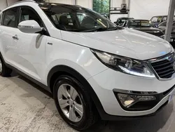 White Used 2013 Kia Sportage 2 SUV | £5,495 (Good price)