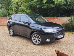 Black Used 2015 Mitsubishi Outlander P-HEV SUV | £5,990 (Fair price)
