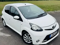 White Used 2013 Toyota Aygo Hatchback | £2,290 (Fair price)