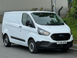 White Used 2017 Ford Transit Custom Van | £5,250 (A bit pricey)