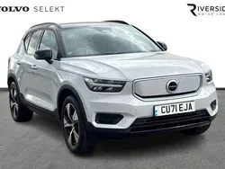 Silver Used 2021 Volvo XC40 Core SUV | £23,991 (Fair price)