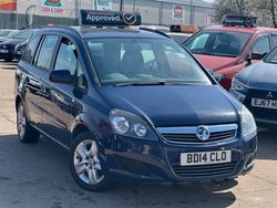 Blue Used 2014 Vauxhall Zafira MPV | £3,000 (Good price)