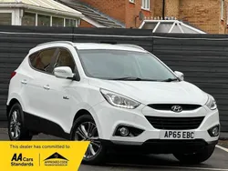 White Used 2015 Hyundai ix35 SE SUV | £5,399 (Fair price)