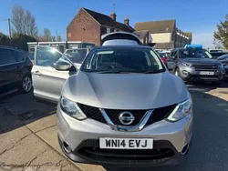 Silver Used 2014 Nissan Qashqai Acenta Premium SUV | £6,695 (Expensive)