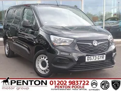 Black Used 2023 Vauxhall Combo S MPV | £13,790 (Fair price)