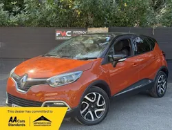 Orange Used 2017 Renault Captur Dynamique SUV | £9,695 (Fair price)