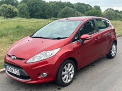Red Used 2009 Ford Fiesta Zetec Hatchback | £1,350 (Good price)