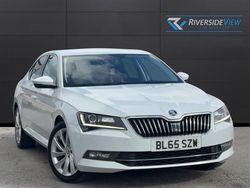 White Used 2015 Skoda Superb SE L Executive Hatchback | £7,990
