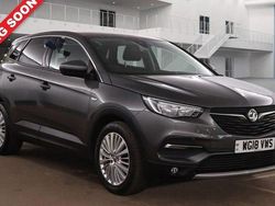 Grey Used 2018 Vauxhall Grandland X Sport SUV | £7,600 (Fair price)