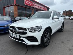 White Used 2020 Mercedes 220 AMG line Estate | £24,990 (Fair price)