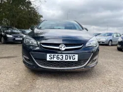 Black Used 2013 Vauxhall Astra SRi Hatchback | £2,995 (Good price)