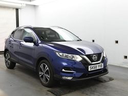 Blue Used 2018 Nissan Qashqai N-Connecta SUV | £8,795 (Fair price)