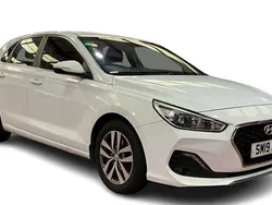 White Used 2019 Hyundai i30 SE Hatchback | £7,000 (Expensive)