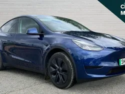 Blue Used 2024 Tesla Model Y Long Range RWD SUV | £39,194