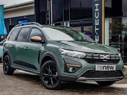 Green Used 2024 Dacia Jogger Extreme MPV | £20,495 (Fair price)