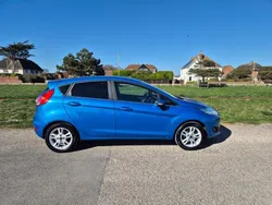 Candy blue pearlescent Used 2016 Ford Fiesta Zetec Hatchback | £6,995 (Expensive)