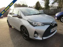 Silver Used 2016 Toyota Yaris Hybrid Design Hatchback | £10,950 (Fair price)