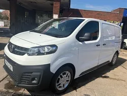 White Used 2020 Vauxhall Vivaro S Van | £7,000 (Good price)