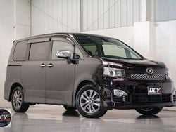 Black Used 2009 Toyota Noah MPV | £8,685