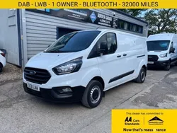 Frozen white (solid paint) Used 2021 Ford Transit Custom | £12,990 (Super price)