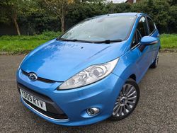 Blue Used 2009 Ford Fiesta Titanium Hatchback | £4,950 (Fair price)