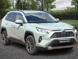 Green Used 2022 Toyota RAV4 Hybrid Design SUV | £24,995 (Fair price)
