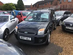 Black Used 2007 Ford Fusion Zetec Hatchback | £1,495 (Fair price)