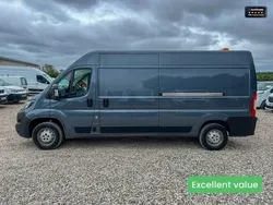 Grey Used 2022 Peugeot Boxer Van | £14,694 (Fair price)