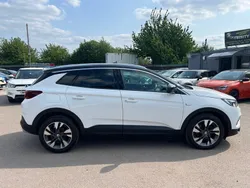 White Used 2018 Vauxhall Grandland X Sport SUV | £7,490 (Fair price)