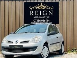 Silver Used 2006 Renault Clio II Expression Hatchback | £1,390 (Good price)