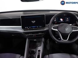 Green Used 2025 VW Passat Life Estate | £26,599