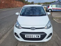 White Used 2016 Hyundai i10 SE Hatchback | £4,800 (Fair price)