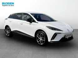 White Used 2023 MG MG4 EV Trophy Hatchback | £17,491 (Good price)