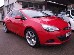 Red Used 2016 Vauxhall Astra GTC SRi Hatchback | £6,850 (Fair price)