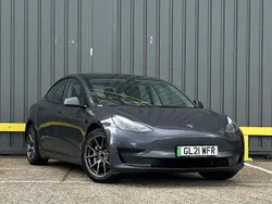 Grey Used 2021 Tesla Model 3 Standard Range Sedan | £12,495 (Fair price)