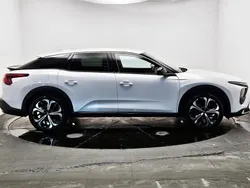 White Used 2023 Citroën C5 X PureTech Hatchback | £18,490 (Fair price)