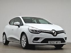 White Used 2017 Renault Clio IV Dynamique Hatchback | £8,498 (Fair price)