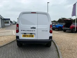 White New 2024 Peugeot Partner S MPV | £15,995 (Fair price)