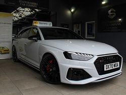 Glacier white metallic Used 2020 Audi RS4 Estate | £49,990