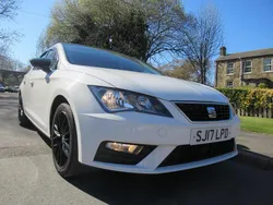 White Used 2017 Seat Leon SE Dynamic Hatchback | £8,495 (Fair price)