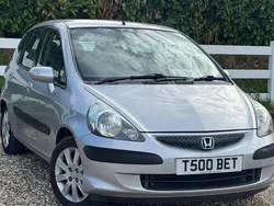 Silver Used 2005 Honda Jazz SE Hatchback | £2,750 (Fair price)