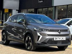 Metallic oyster grey Used 2024 Renault Captur Techno SUV | £20,299 (A bit pricey)