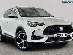 Solid white pearl Used 2023 MG HS SE SUV | £17,083 (Fair price)