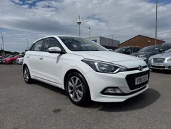 Polar white Used 2016 Hyundai i20 SE Hatchback | £5,975 (Fair price)